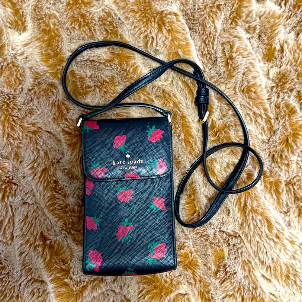 Like New Kate Spade Madison Rose Toss Printed North South Crossbody / Phone Bag